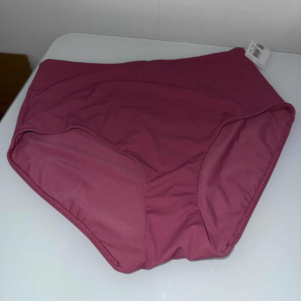 NWT Lululemon High-Waisted Mauve Bikini Bottom